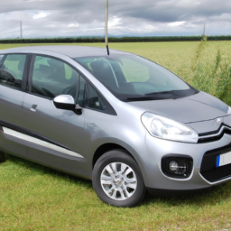 Car model: 2012 Citroën C3 Picasso