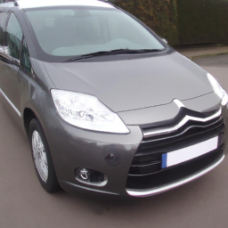 Car model: 2010 Citroën C4 Picasso