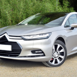 Car model: 2016 Citroën C5