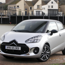 Car model: 2012 Citroën DS3