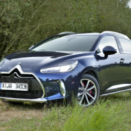 Car model: 2015 Citroën DS4