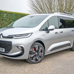 Car model: 2019 Citroën SpaceTourer