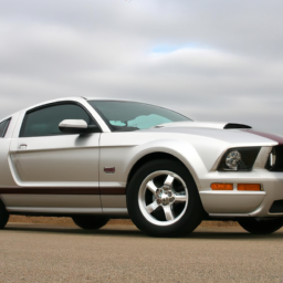 Car model: 2005 Ford Mustang