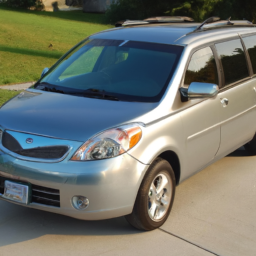 Car model: 2010 KIA Rondo