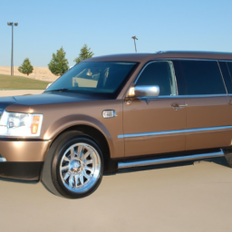 Car model: 2005 Lincoln Navigator