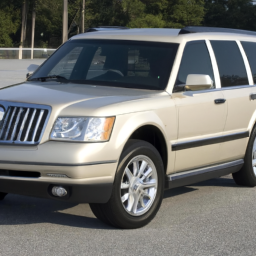 Car model: 2006 Lincoln Navigator