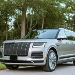 Car model: 2019 Lincoln Navigator