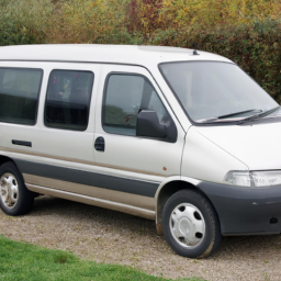 Car model: 2003 Peugeot Expert