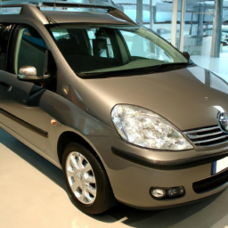 Car model: 2010 Renault Espace