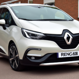 Car model: 2015 Renault Grand Scenic