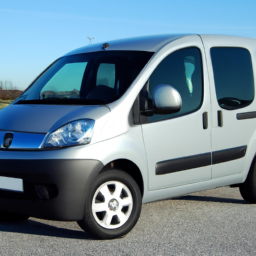 Car model: 2012 Renault Kangoo