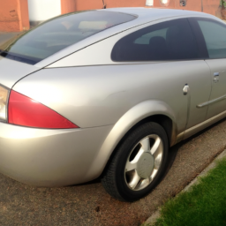 Car model: 2003 Renault Laguna