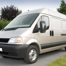 Car model: 2005 Renault Master