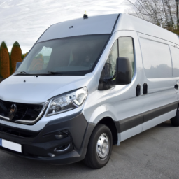 Car model: 2016 Renault Master
