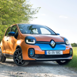 Car model: 2018 Renault Twingo