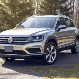 Car model: 2015 Volkswagen Tiguan