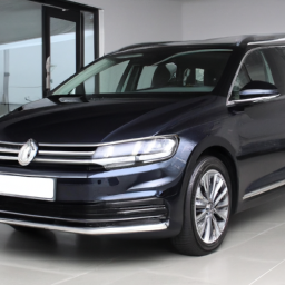 Car model: 2016 Volkswagen Touran