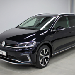 Car model: 2019 Volkswagen Touran