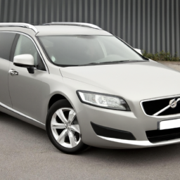 Car model: 2013 Volvo V70